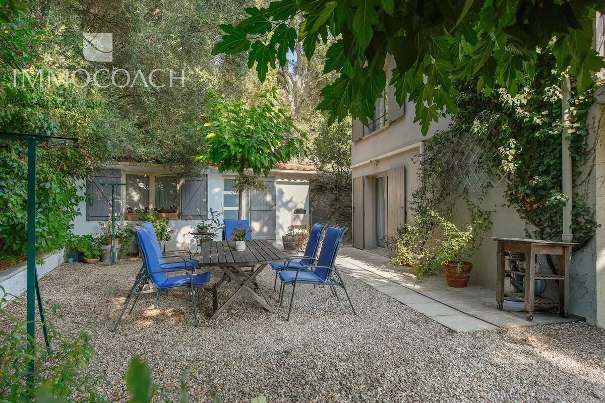 Maison à COLLOBRIERES