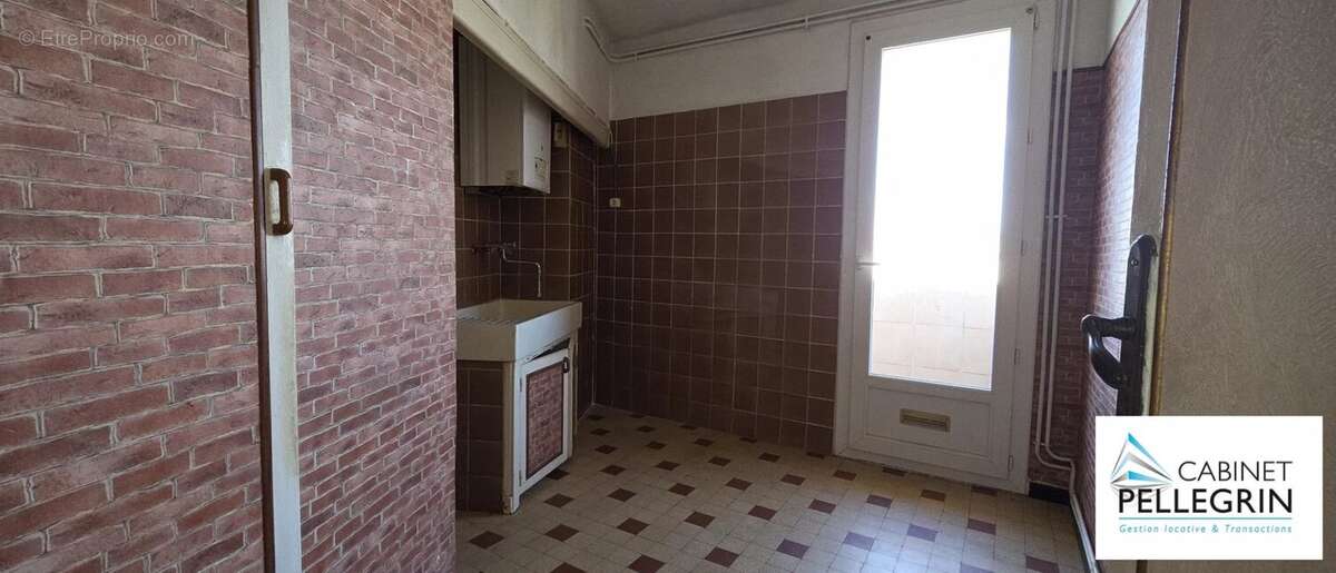 Appartement à MARSEILLE-8E