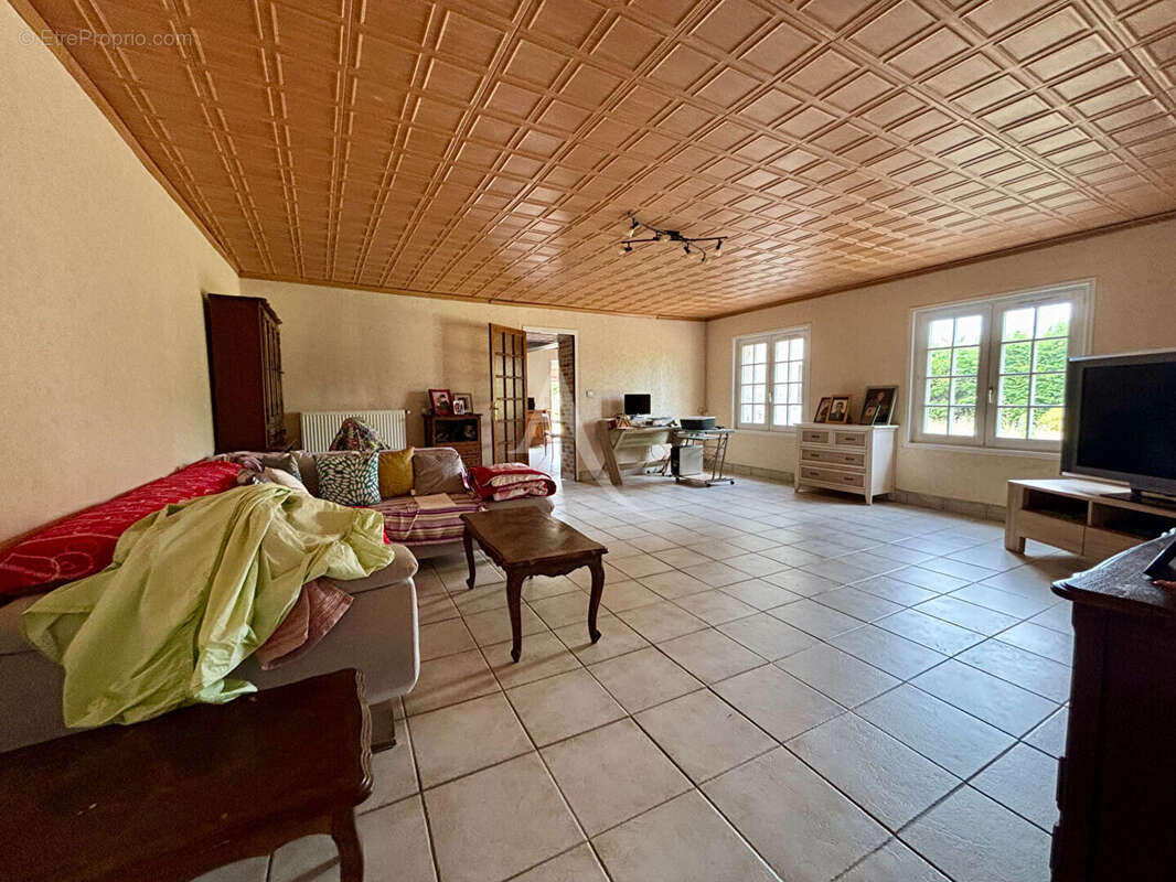 Maison à SASSAY