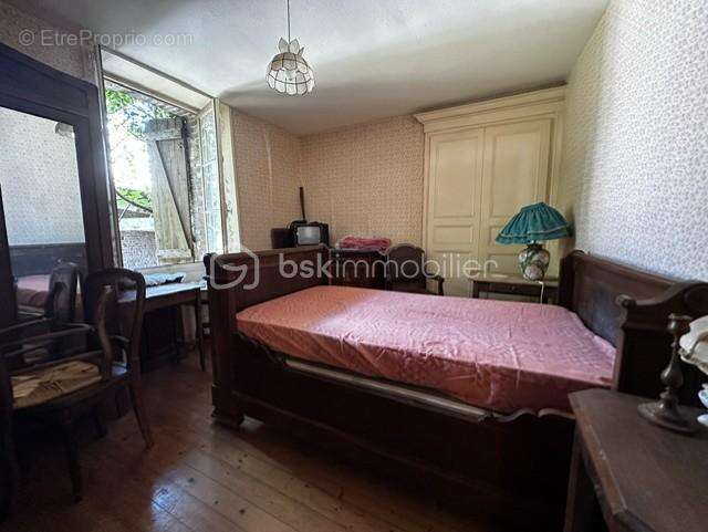 Maison à CHANNAY