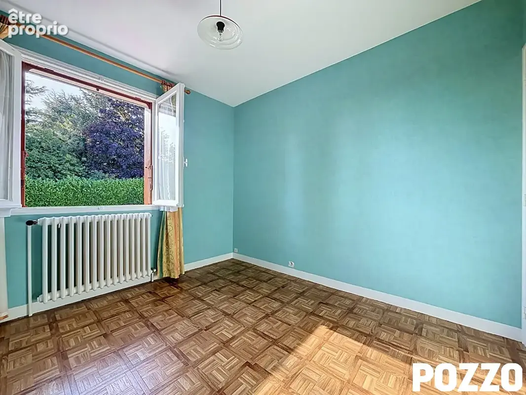 A vendre - pavillon sur sous sol centre bourg de torigni-sur-vire !!! - photo 10