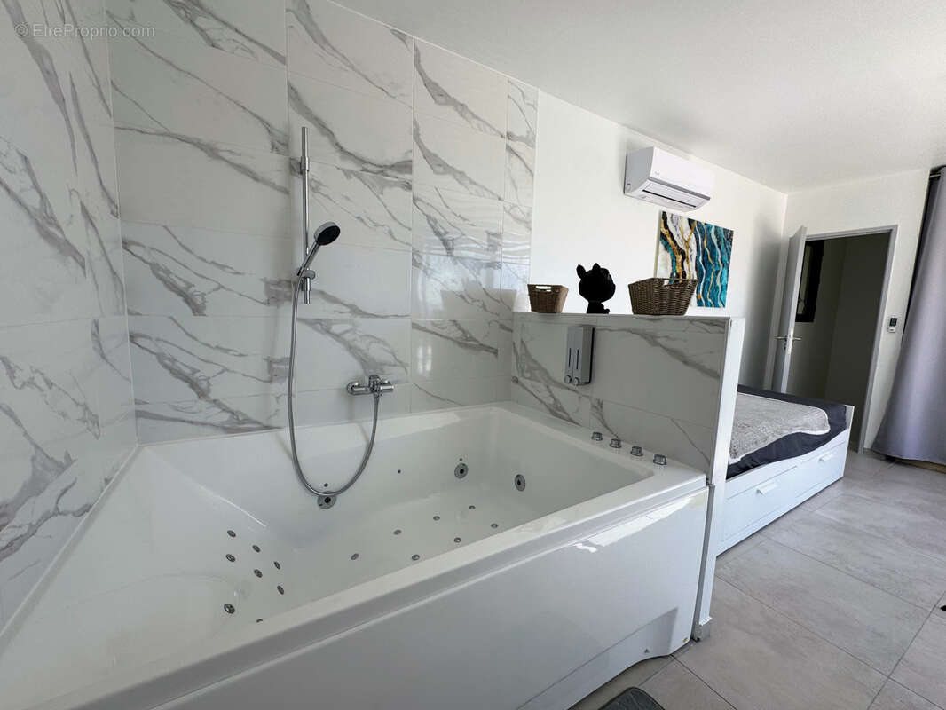 Maison à PUYLOUBIER