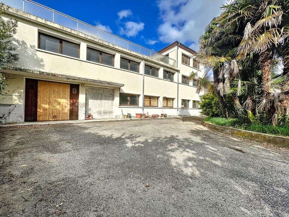 Appartement 1050 m² à Labegude  - photo 46