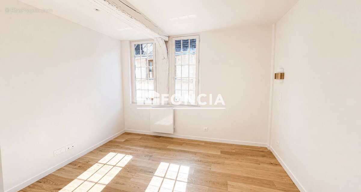 ROUEN – Quartier Saint-Nicaise  Appartement 5 pièces de 87,75 m² entièrement rénové - photo 10