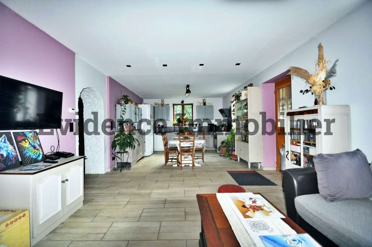 Maison à ALBERTVILLE