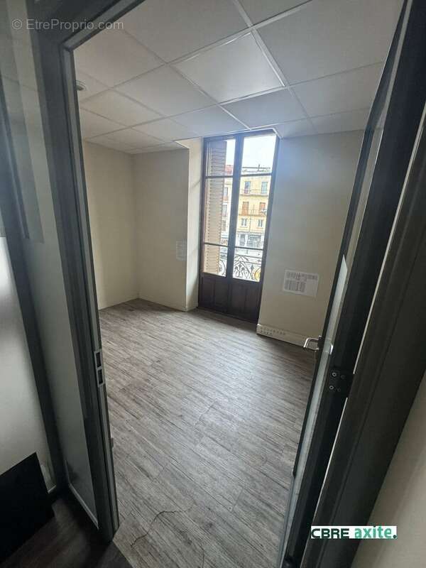 Autre à AIX-LES-BAINS
