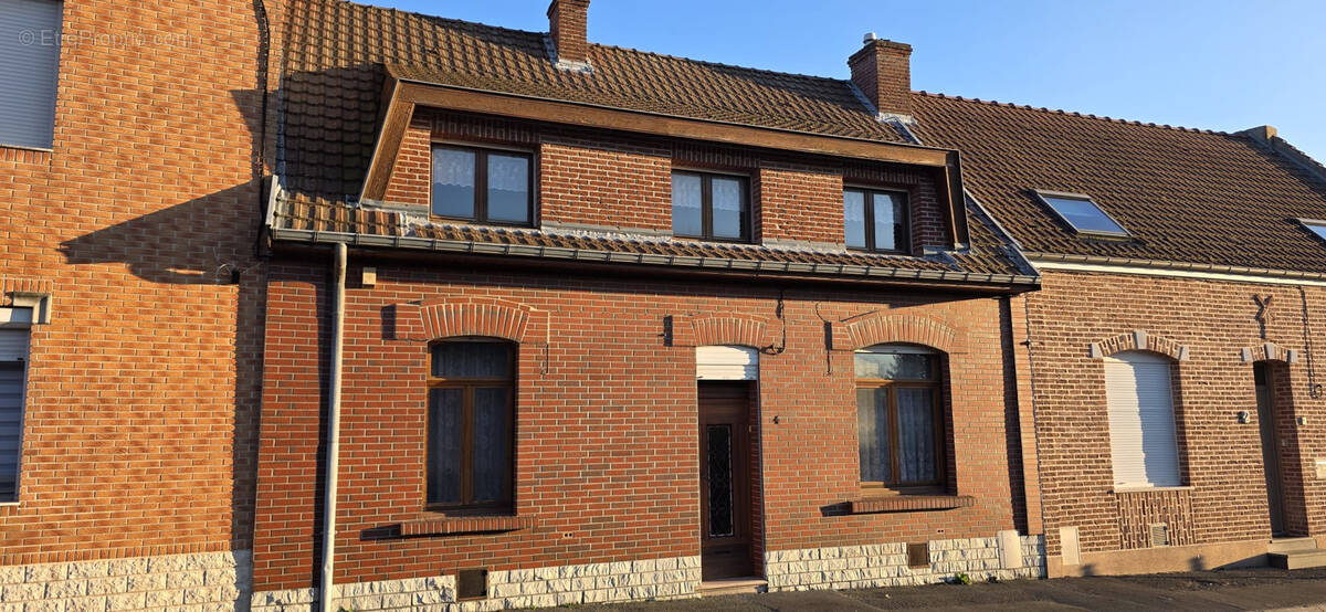 Maison à AUBIGNY-AU-BAC