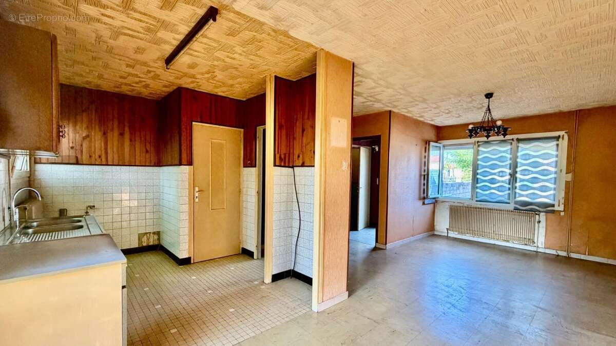 Premier achat ou investissement : maison 63m2, 3 chambres, avec jardin et avec fort potentiel d'évolution - photo 2