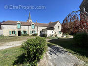 Maison à BAIGNEUX-LES-JUIFS