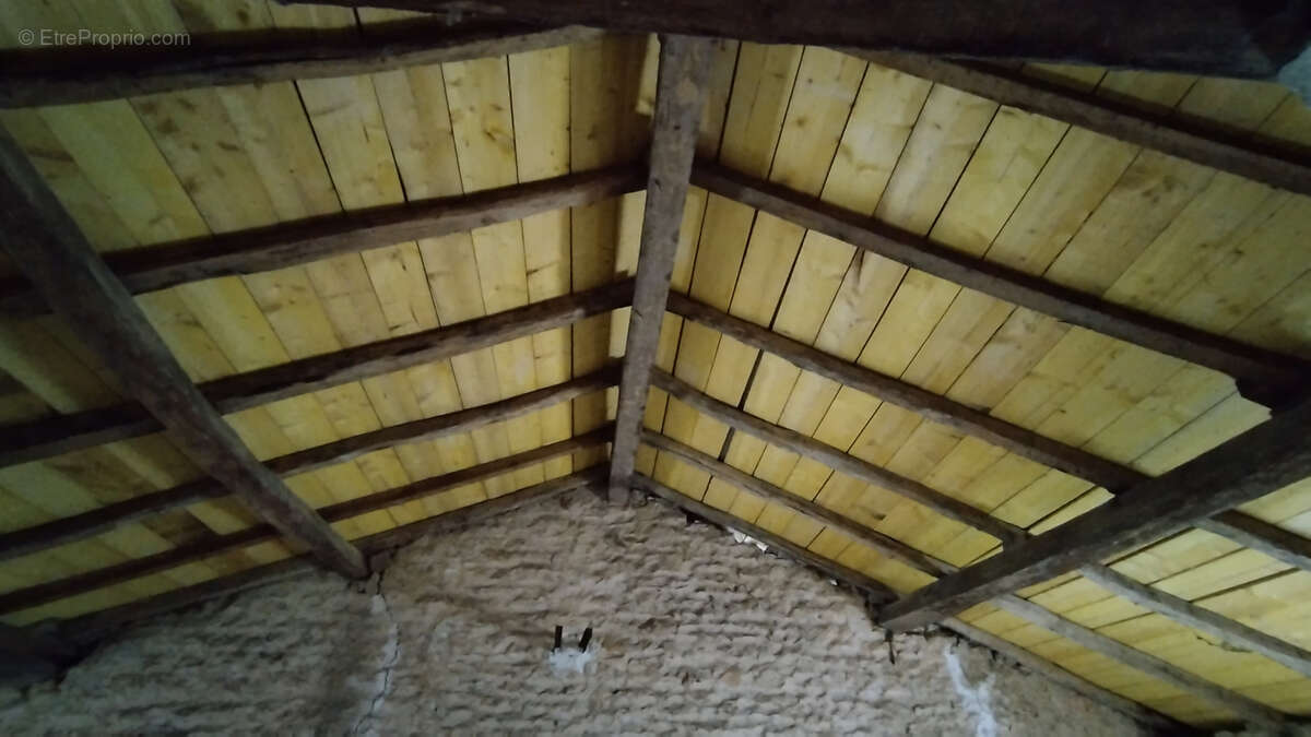 Maison à CEAUX-EN-COUHE