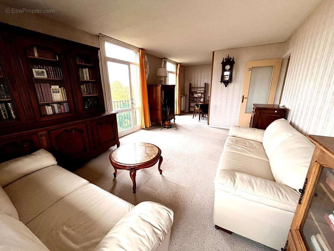 Appartement à RIS-ORANGIS