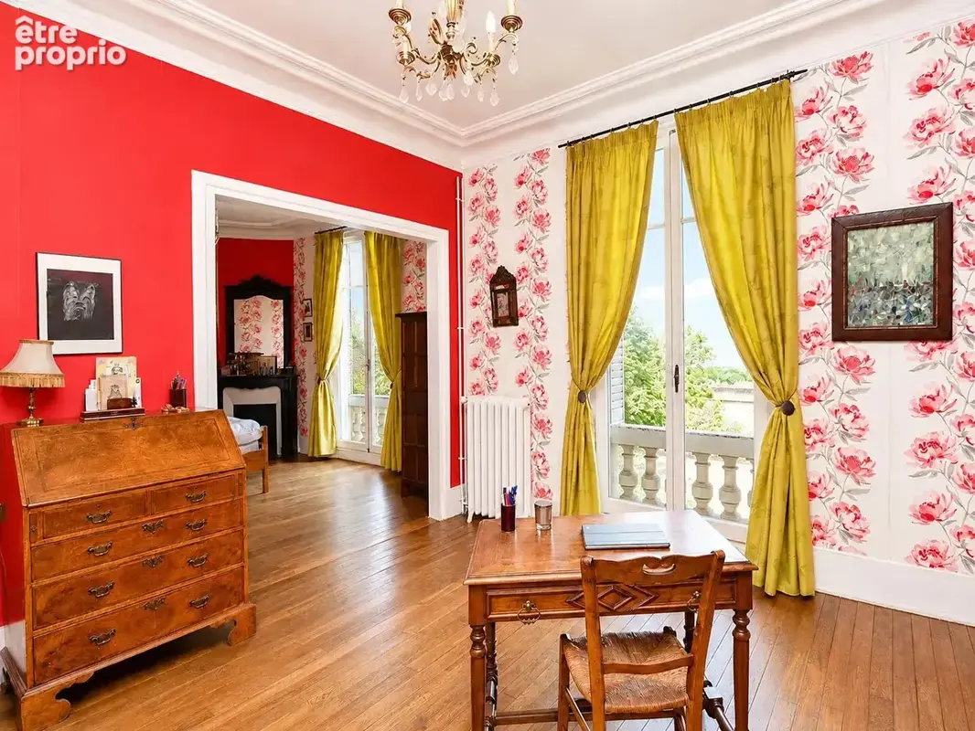 Le vesinet coeur de centre  - 3 mn rer - propriete de 183 m² - 5 chambres - terrain 644 m² - photo 12