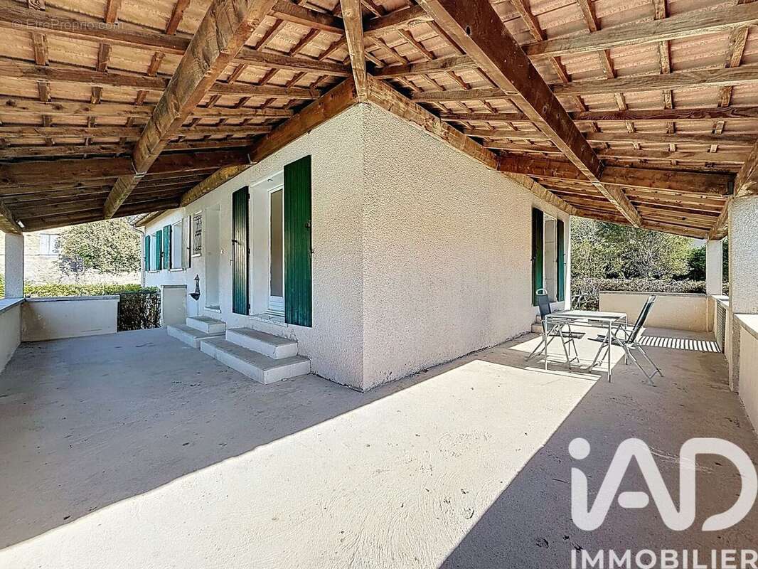 Maison 134 m² à Cornillon  - photo 6