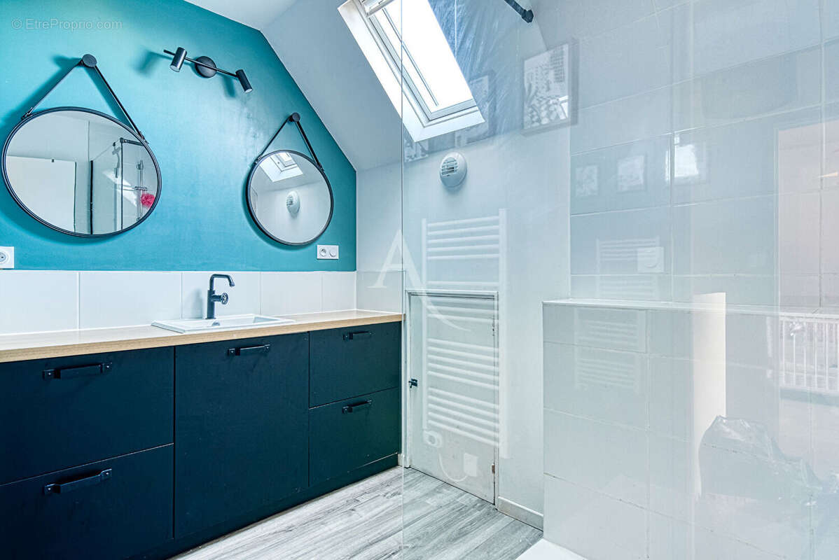 Maison à SAINT-BARTHELEMY-D&#039;ANJOU