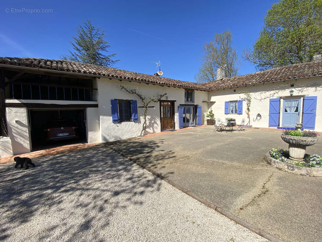 Maison à SIMORRE