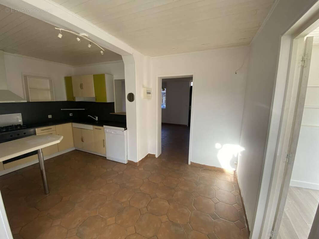 Autre à COURRIERES