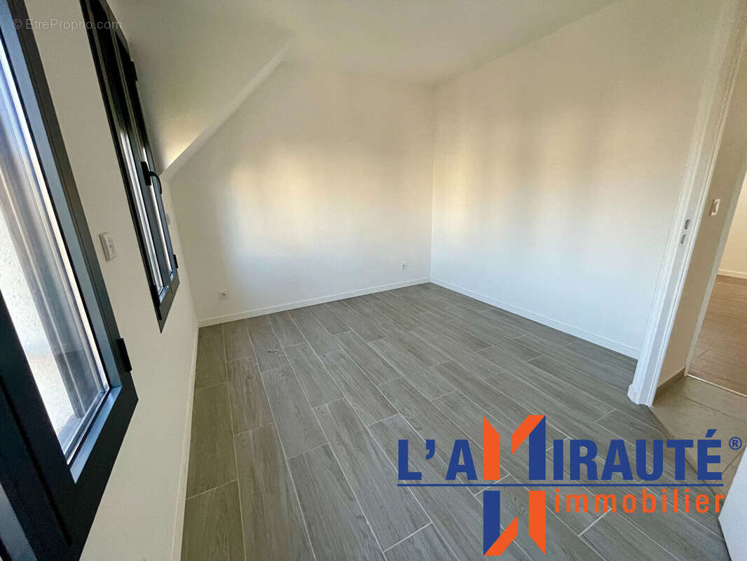 Maison à SARTROUVILLE