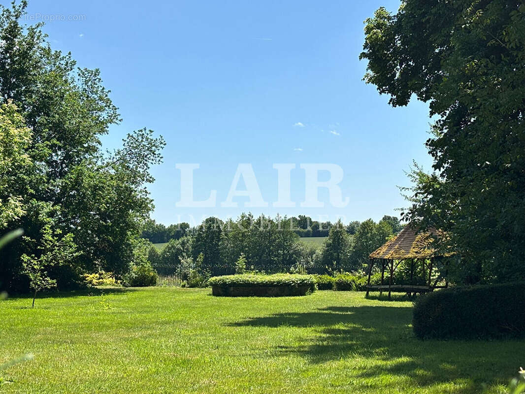 Maison à SAINT-DENIS-SUR-SARTHON