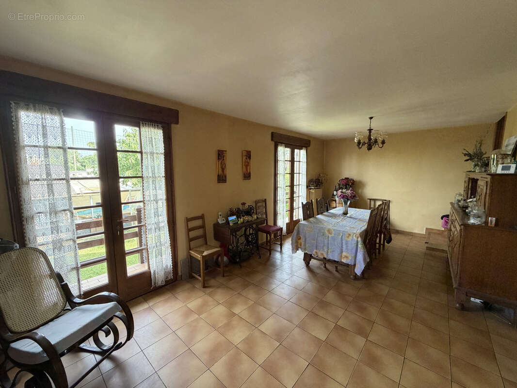 Maison à HOUILLES