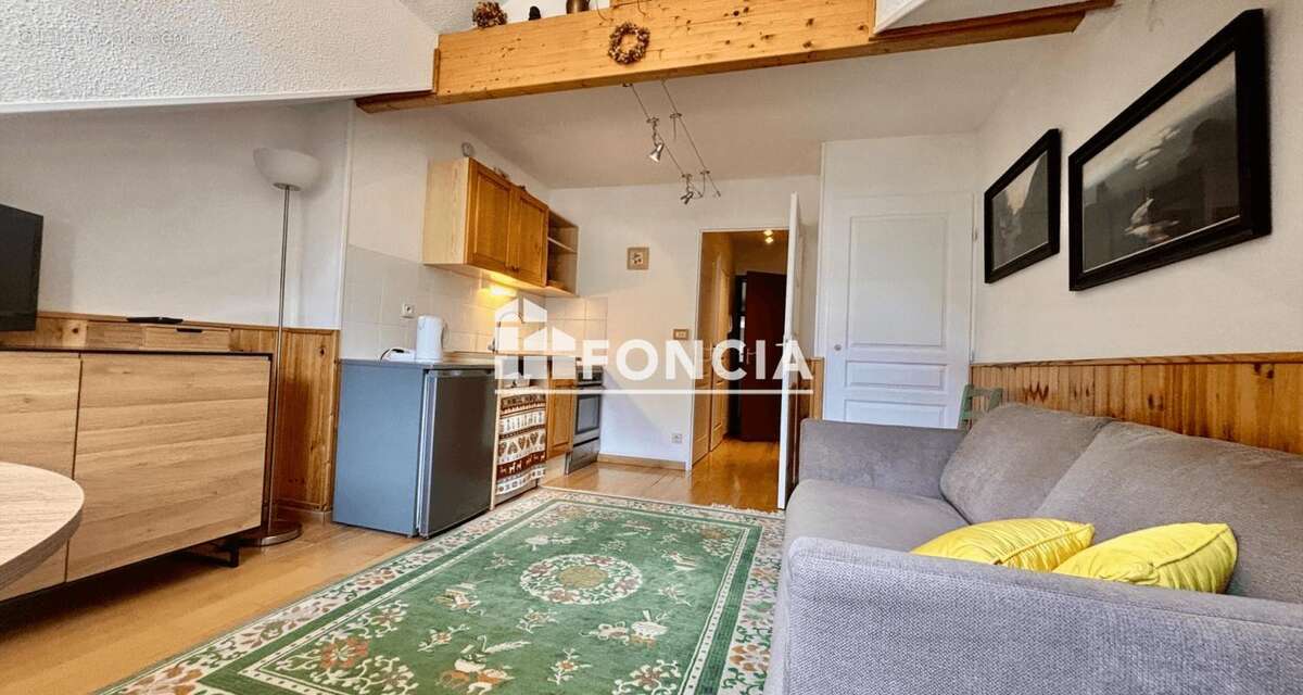 Appartement à LA SALLE-LES-ALPES