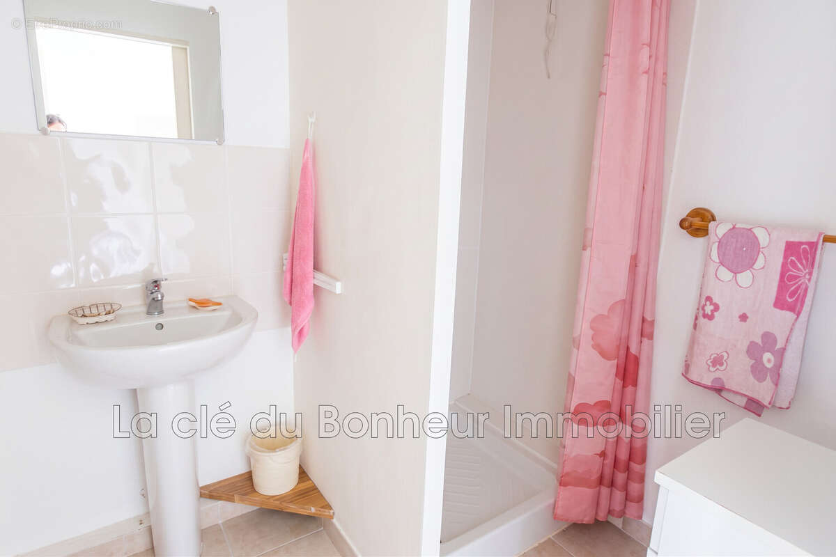 Appartement 94 m² à Manosque  - photo 8