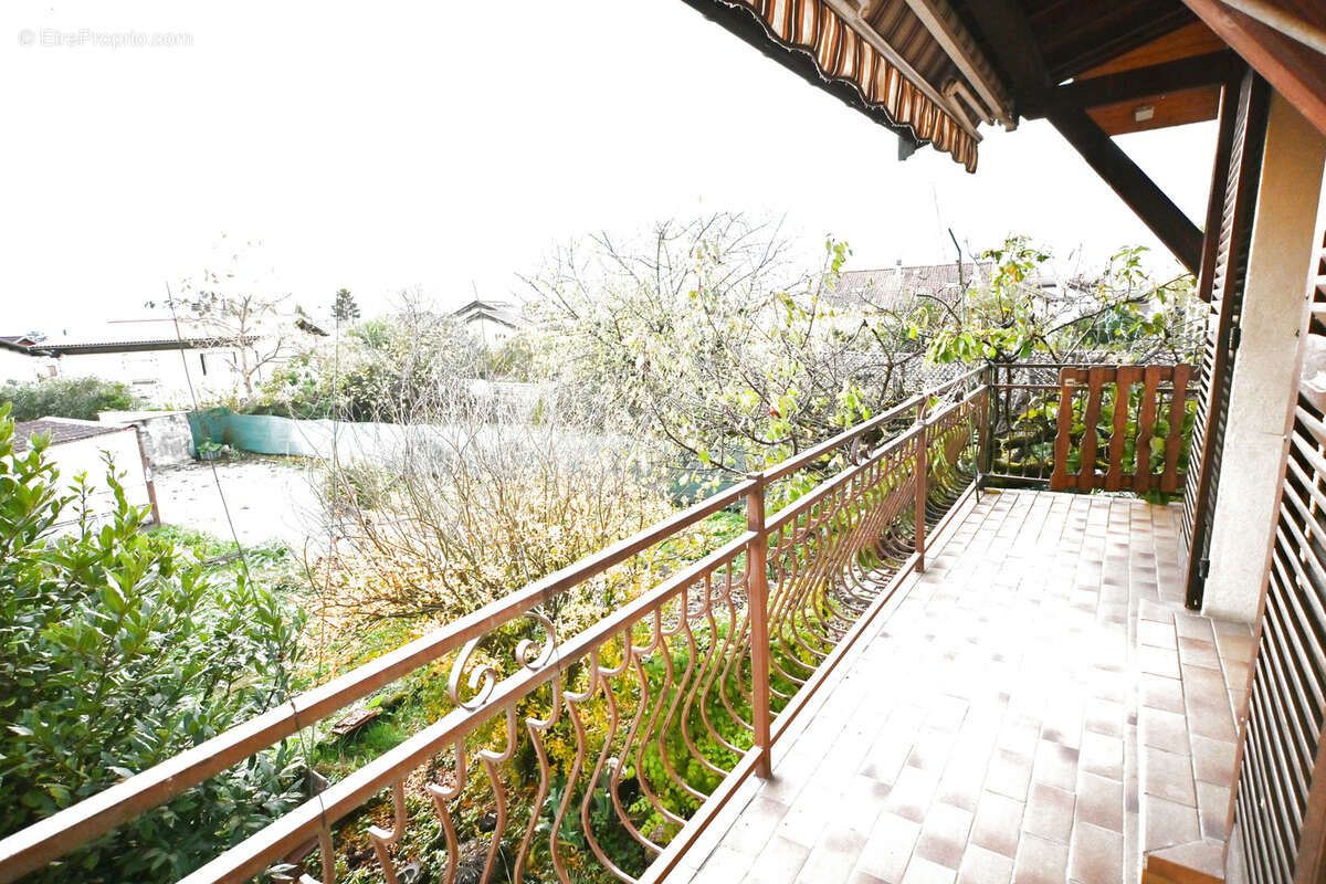 Maison à VILLARD-BONNOT