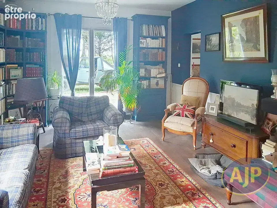 Maison dans un parc / forêt - photo 3