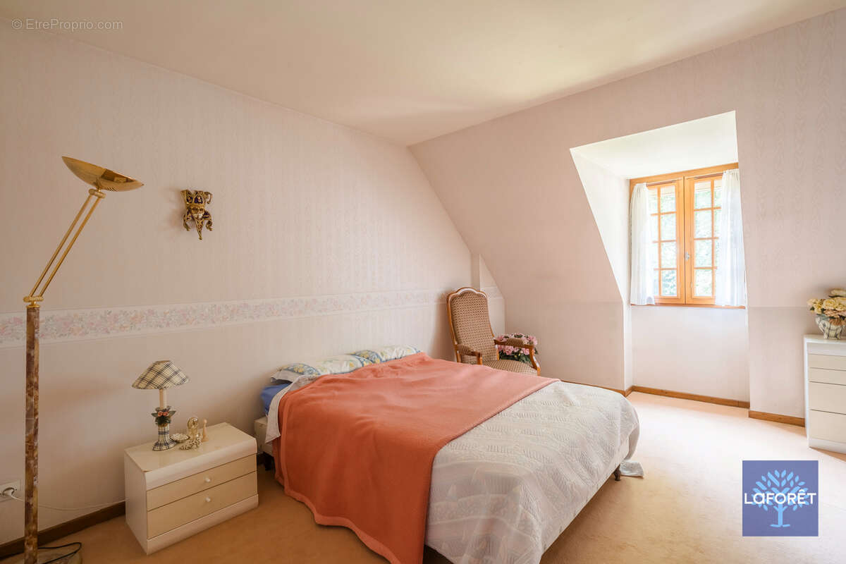 Maison à LES PAVILLONS-SOUS-BOIS