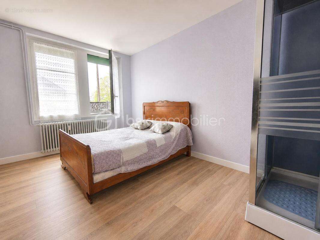 Maison en pierre 150m², 4 chambres, Jardin, 2 logements possibles - photo 9