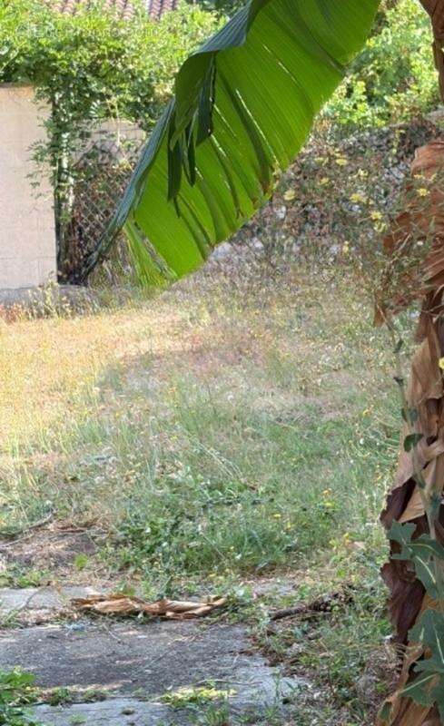 Soyaux. Maison mitoyenne de 102 m² avec garage et jardin - photo 12