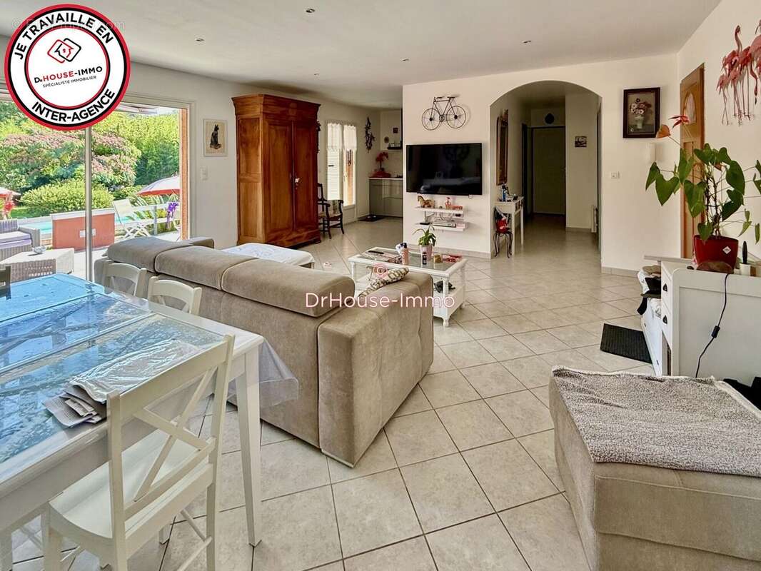 Maison 125 m² à Porto-Vecchio  - photo 8