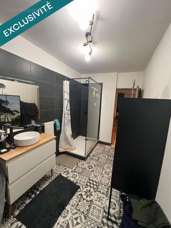 Maison 157 m² à Simiane-La-Rotonde  - photo 6
