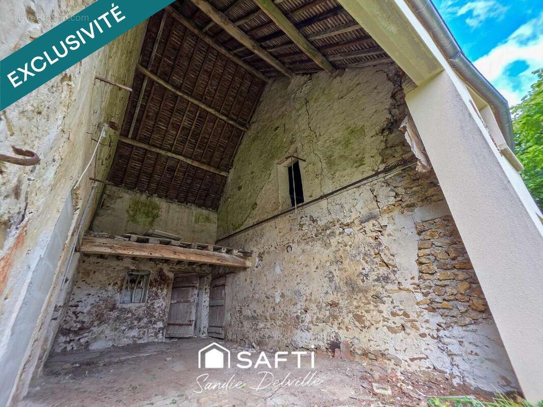 Maison 150 m² à Crecy-La-Chapelle  - photo 7