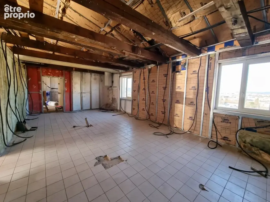 Le beausset – emplacement premium – fonds de commerce à céder – 150 m² + terrasse + parking - photo 3