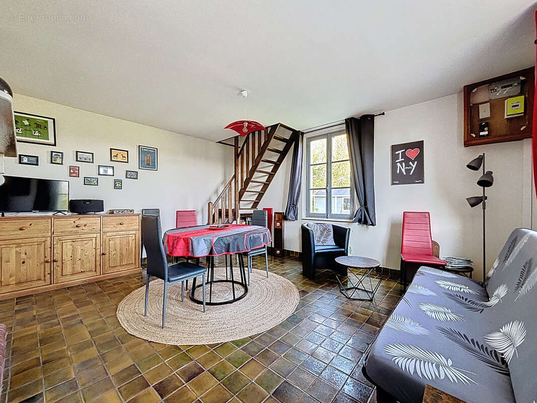 Maison à LE DEZERT