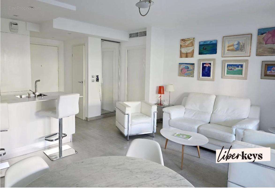 Appartement à SAINT-TROPEZ