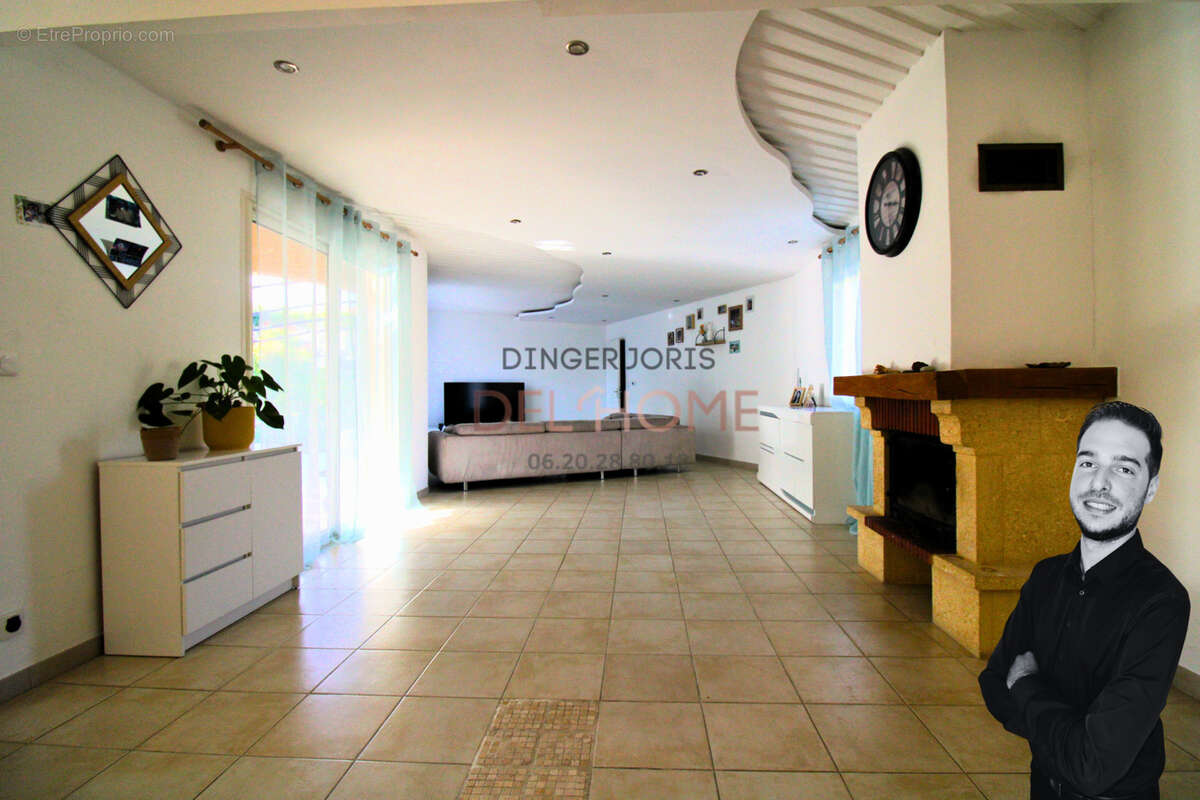 Maison à BELLEGARDE