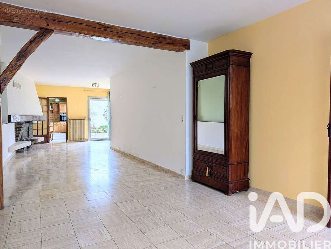 Maison 217 m² à Chalons-En-Champagne  - photo 3