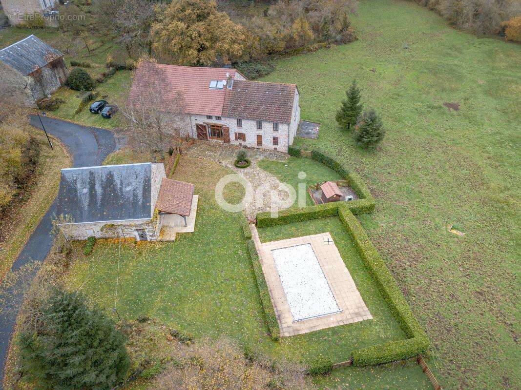 Maison à JABREILLES-LES-BORDES