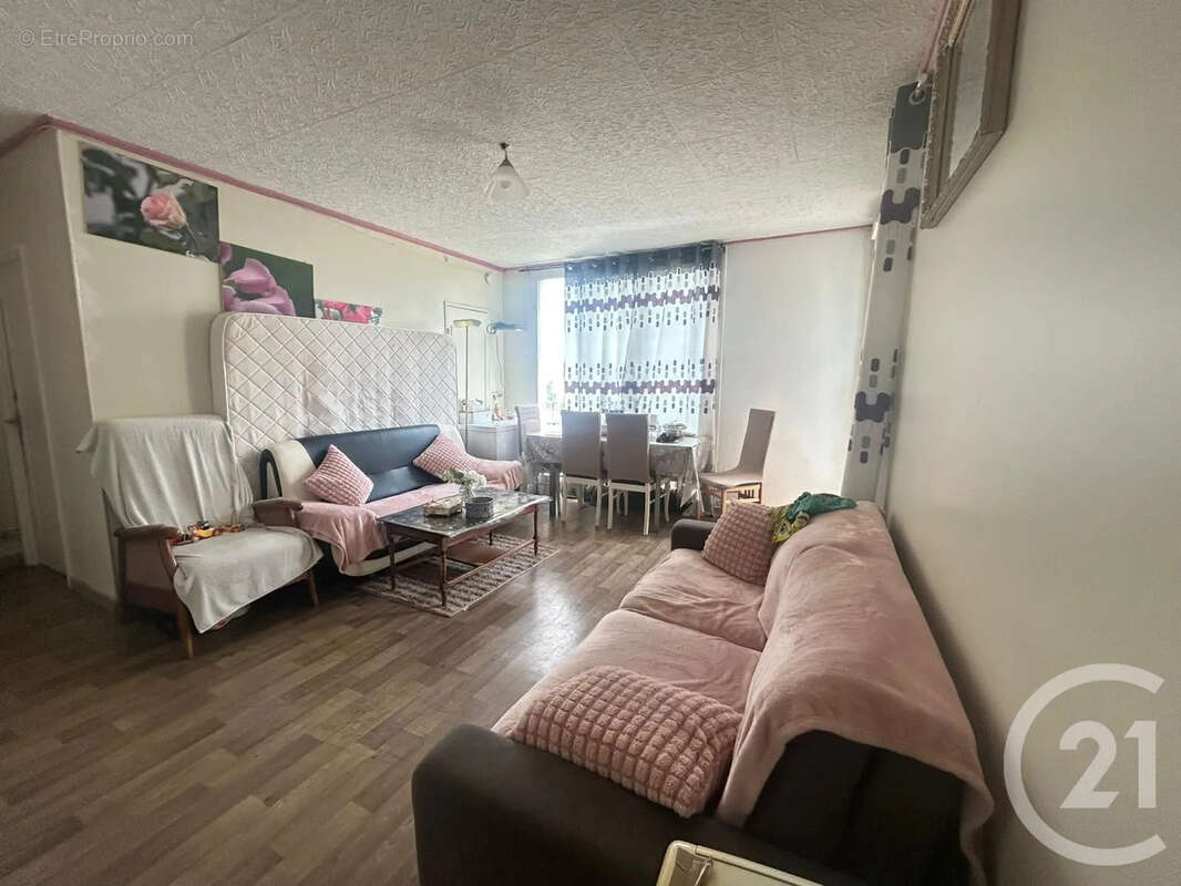 Appartement à GARGES-LES-GONESSE