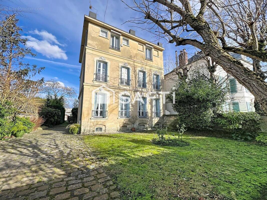 Photo 1 - Maison à ASNIERES-SUR-SEINE