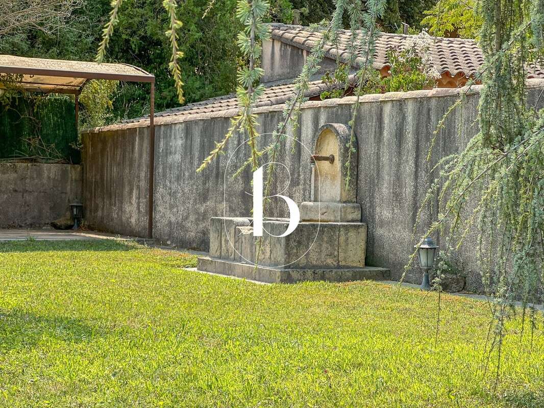 Maison 180 m² à Sabran  - photo 35