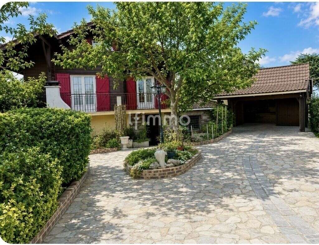 A vendre maison 7 pièces 198 m² Villiers Sur-Marne - photo 2