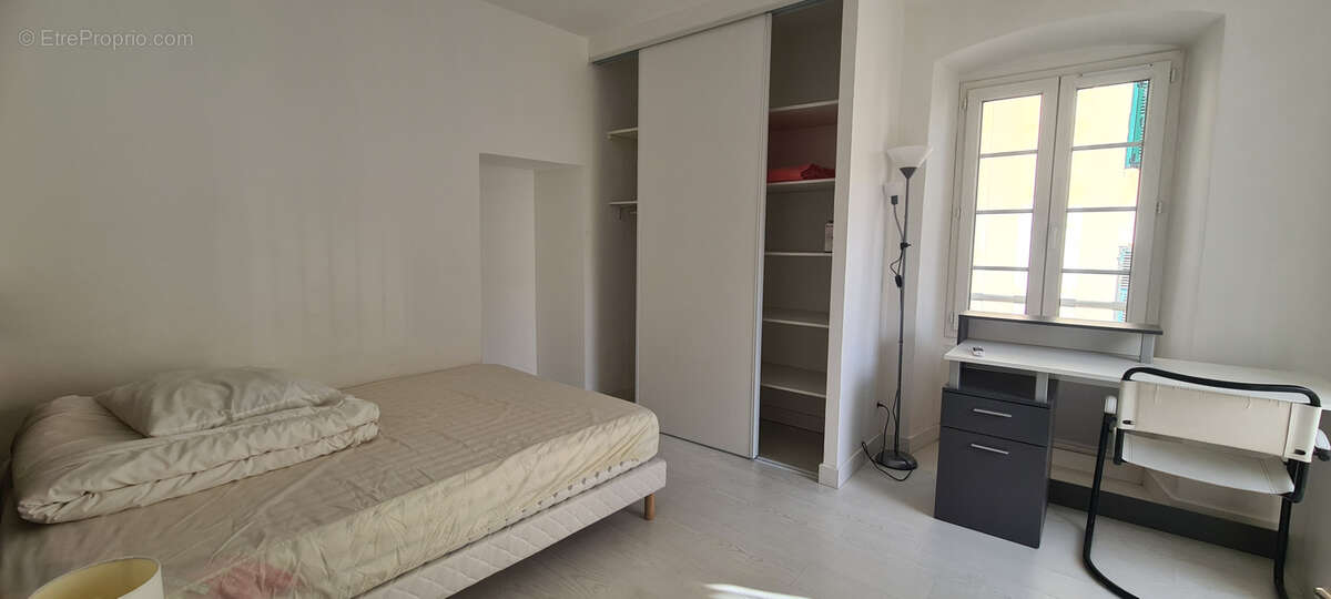 A vendre : appartement F3 57m2 centre ville - photo 2