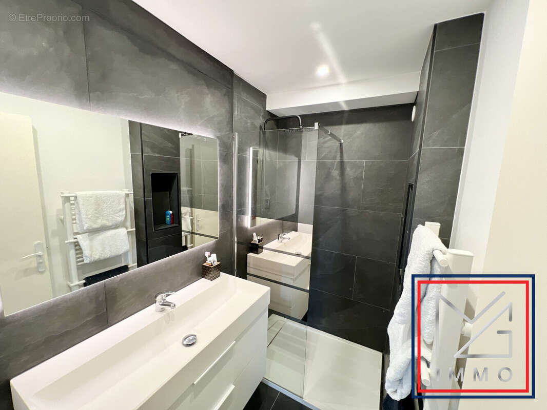 Appartement à SANARY-SUR-MER
