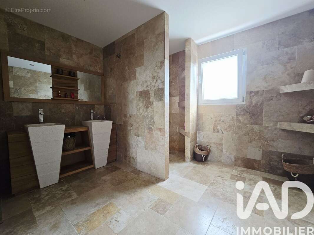 Photo 7 - Maison à TONNAY-CHARENTE