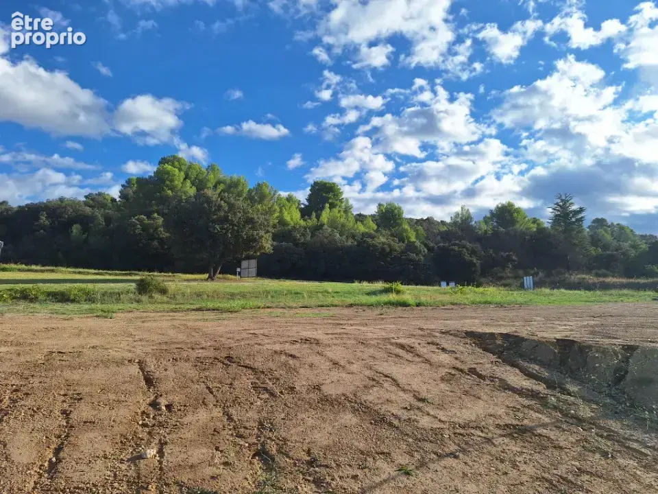 Terrain 651 m² à vendre à Vinon-Sur-Verdon (83560) - photo 2