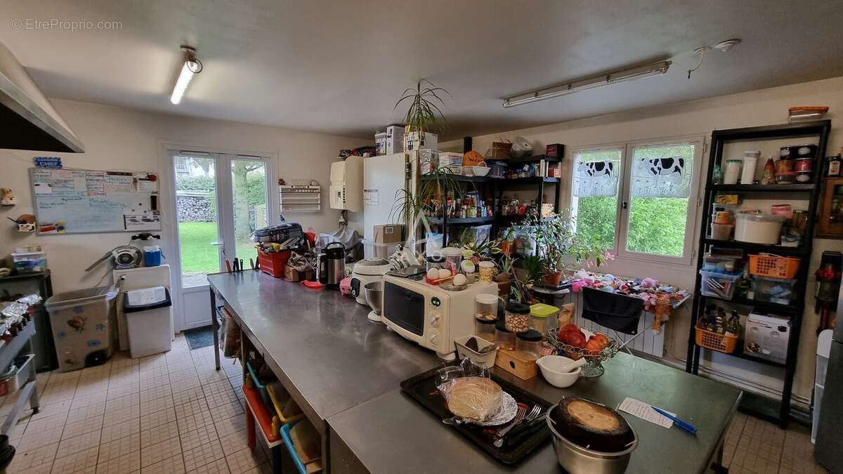 Commerce à THIBERVILLE