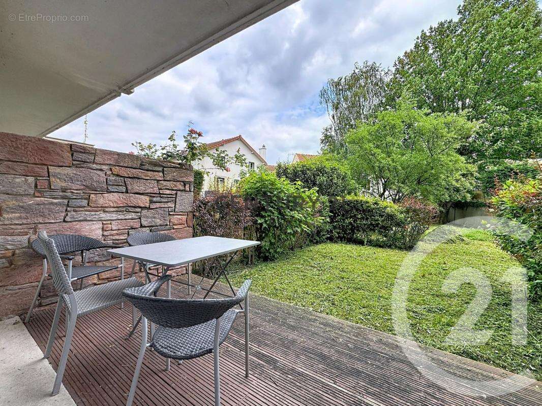 Appartement à MAISONS-ALFORT