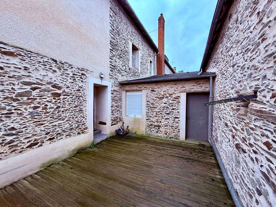 Maison à SOUGE-LE-GANELON